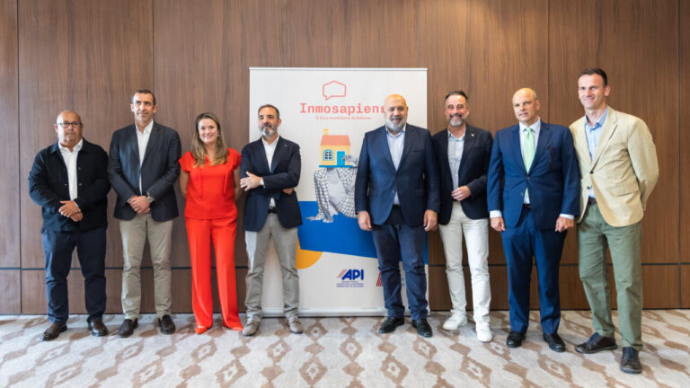 Participantes en el foro Inmosapiens sobre el futuro de la vivienda en Baleares