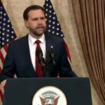 JD Vance hablando sobre negociaciones entre Estados Unidos e Ir&aacute;n