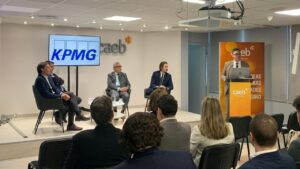 Presentaci&oacute;n del informe Perspectivas Baleares 2026 por CAEB y KPMG