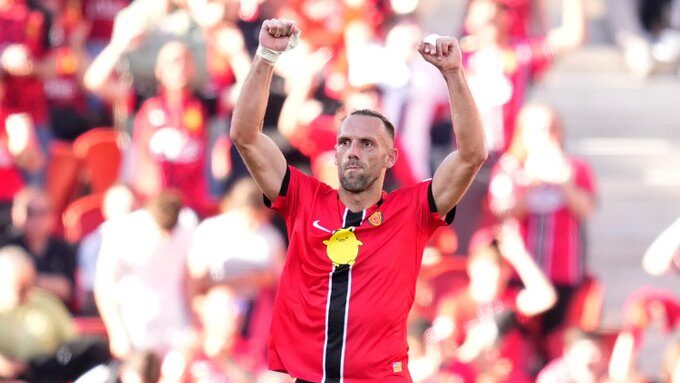 Muriqi celebra un gol en el partido contra el Real Madrid