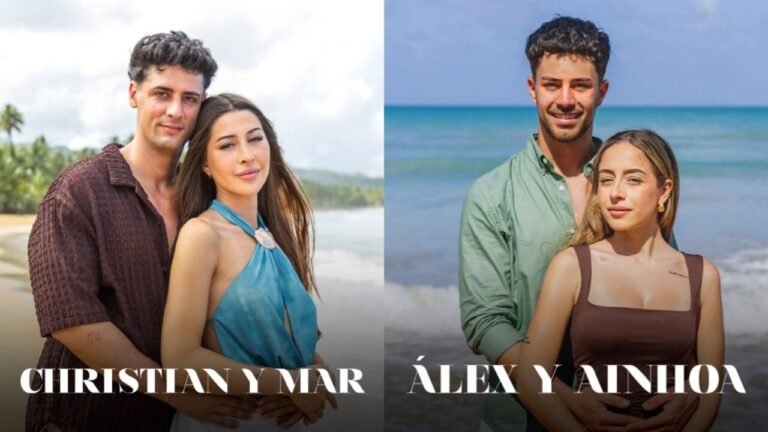 Dos parejas posando en la playa con mar de fondo