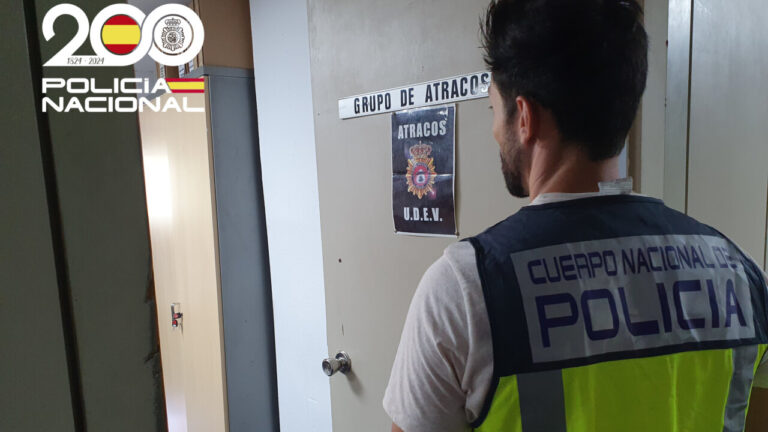 A prisi&oacute;n una mujer por atracar un sal&oacute;n de juegos en Palma
