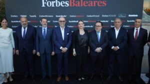 Evento de presentaci&oacute;n de Forbes Baleares en Palma con varios asistentes