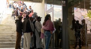 La regularizaci&oacute;n de migrantes "colapsa" las oficinas en Palma y tensiona los servicios municipales