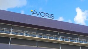 R&oacute;tulo de la fachada de la oficina de &Aacute;voris en Mallorca
