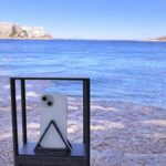 Soporte para selfies en la playa de Magaluf con mar de fondo