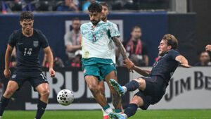 Sam&uacute; Costa, titular con Portugal en su victoria contra Estados Unidos