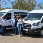 Santany&iacute; incorpora dos nuevas furgonetas adaptadas