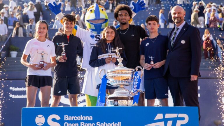 Caterina L&oacute;pez Roig y otros ganadores en el Trofeo Conde de God&oacute;