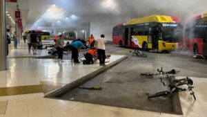Simulacro de accidente en la estaci&oacute;n Intermodal de Palma con v&iacute;ctimas y humo.