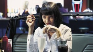 Uma Thurman en una escena icónica de Pulp Fiction