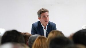 Yoann Blanc, presidente de AJE Balears, en una reuni&oacute;n sobre IVA franquiciado.