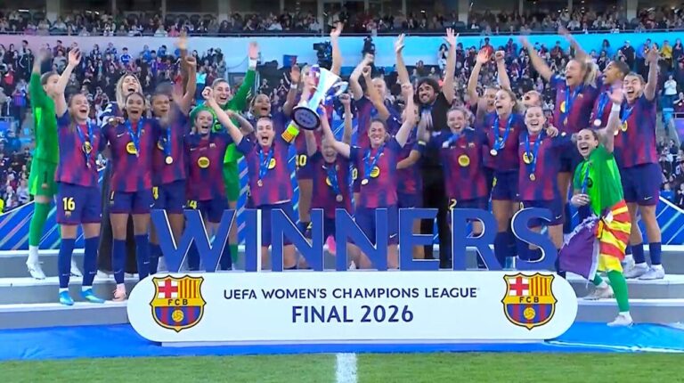 Jugadoras del FC Barcelona celebrando la victoria en la Champions League 2026
