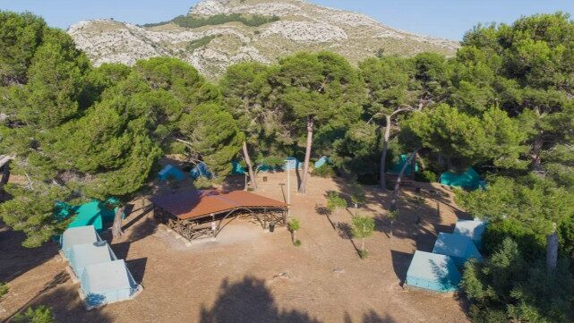 Vista aérea de los campamentos de La Victòria en Mallorca