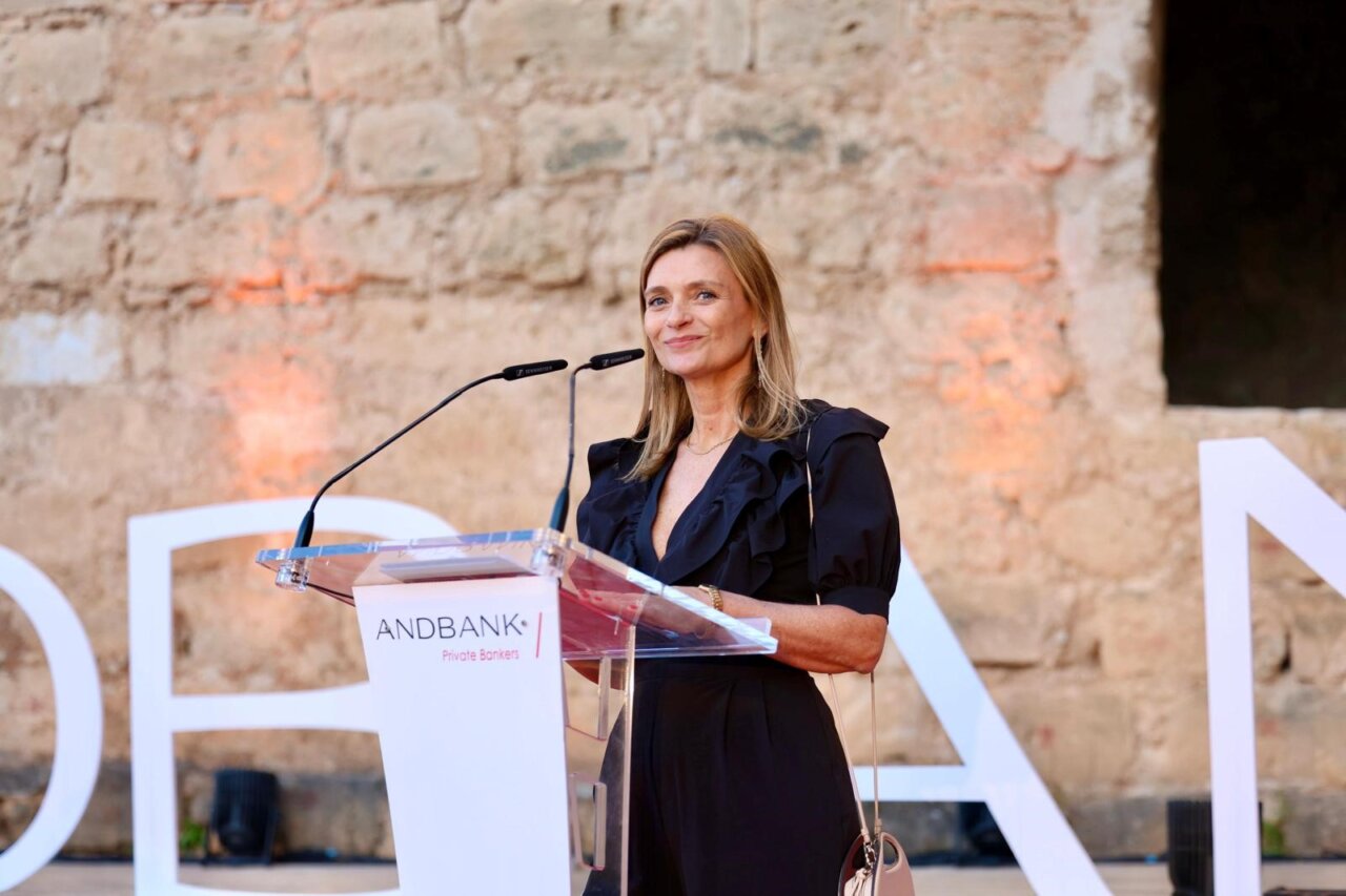 Catalina Gelabert en la inauguraci&oacute;n de Andbank en Palma