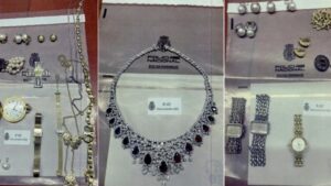 Joyas y relojes confiscados en una caja fuerte de la polic&iacute;a