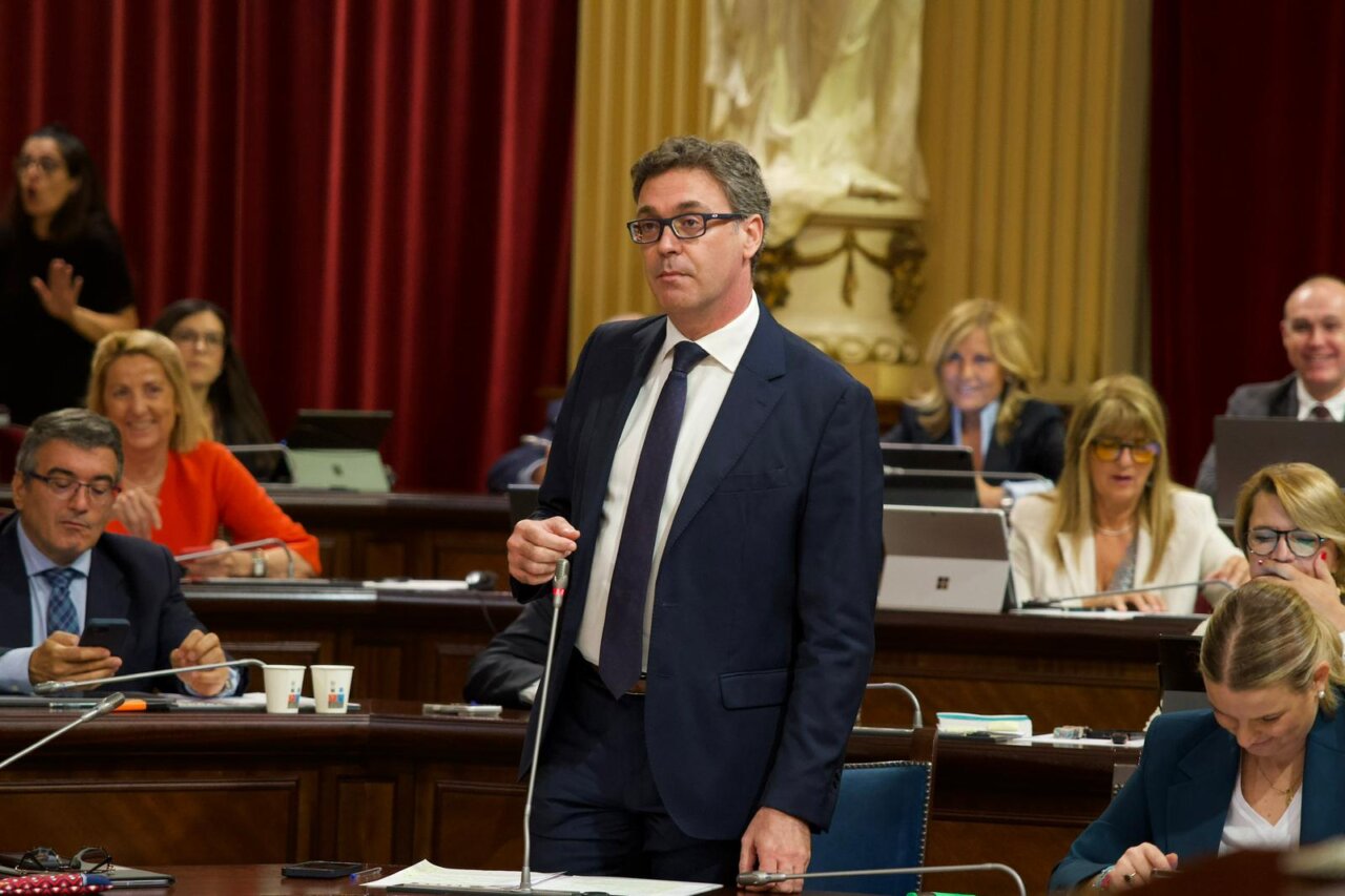 Debate pol&iacute;tico en el Parlament sobre la imputaci&oacute;n de Zapatero