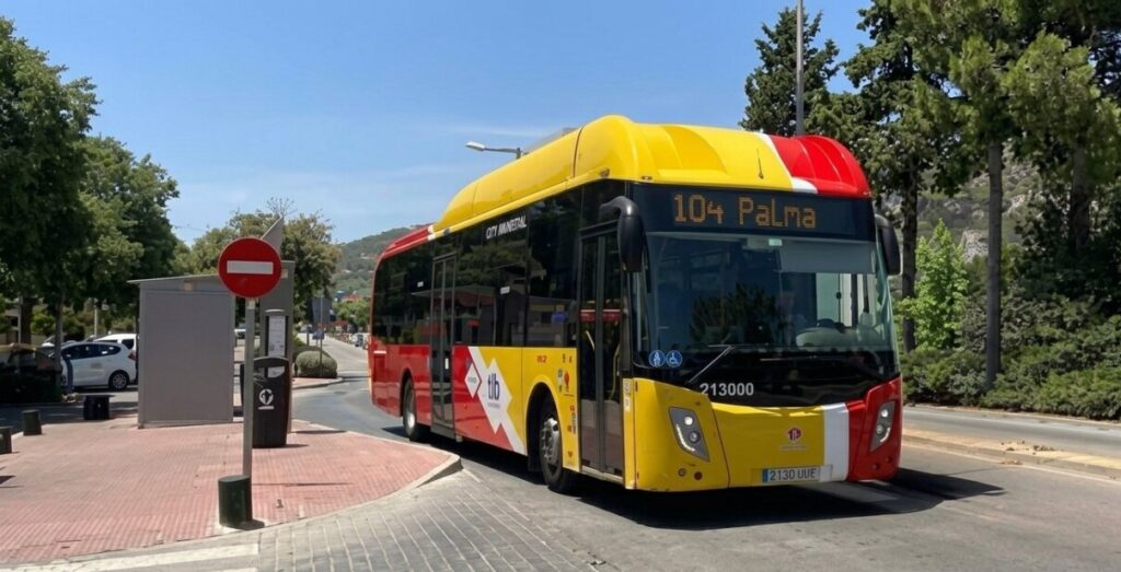 El transporte p&uacute;blico gana peso en Calvi&agrave; con un plan pionero de movilidad laboral