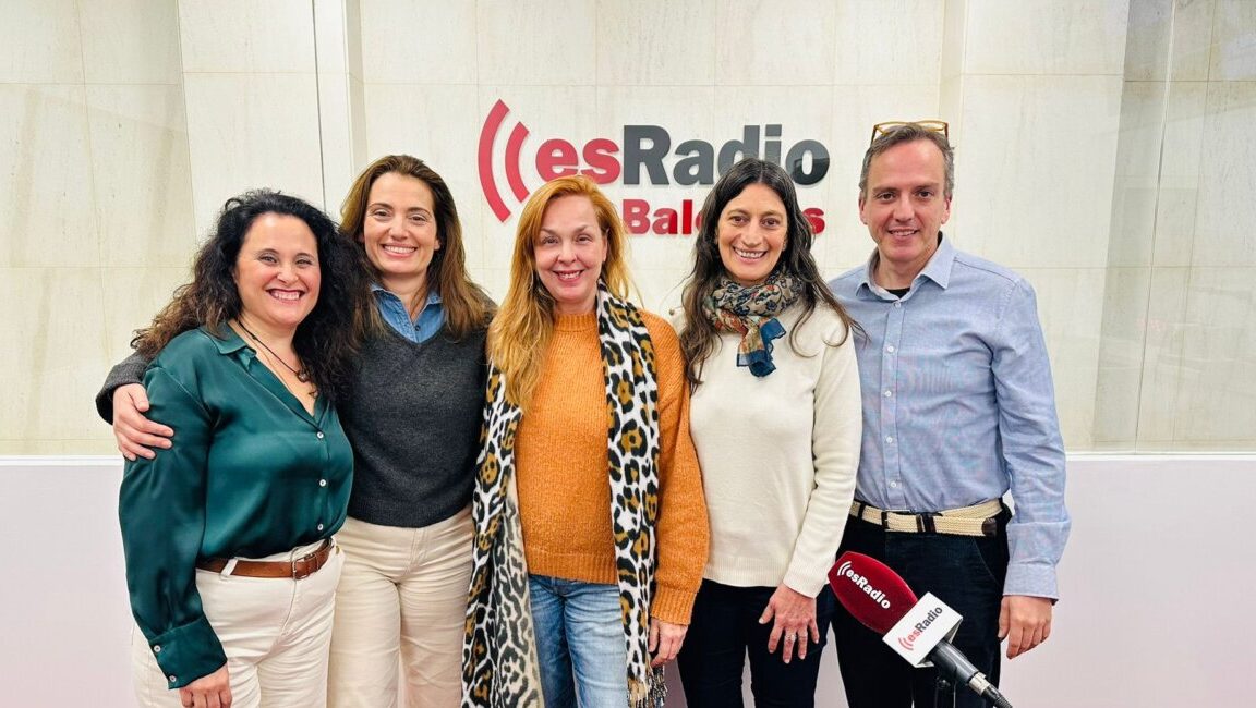 Grupo de personas en el I Congreso Despertar de la Consciencia en Mallorca