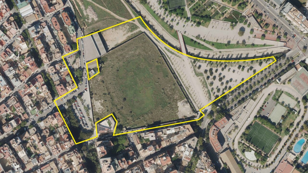 Vista aérea del solar del antiguo Luis Sitjar en Palma.