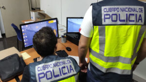 Robo con violencia: asalta a una taxista en La Soledat con un arma en la nuca