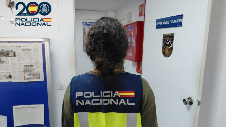 La rapta en su furgoneta y la agrede sexualmente en el Paseo Marítimo de Palma