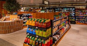 El Corte Ingl&eacute;s baja el precio de 1.300 productos de primeras marcas