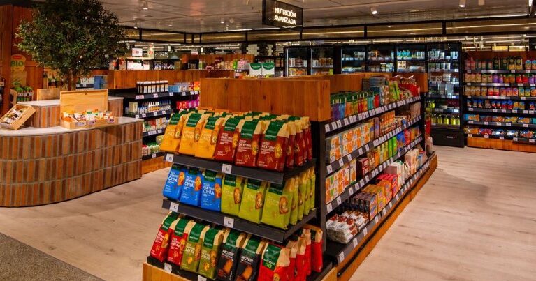 El Corte Ingl&eacute;s baja el precio de 1.300 productos de primeras marcas