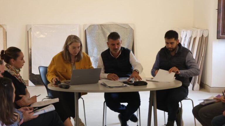 Reuni&oacute;n del sector tur&iacute;stico en Santany&iacute; para mejorar la calidad del destino