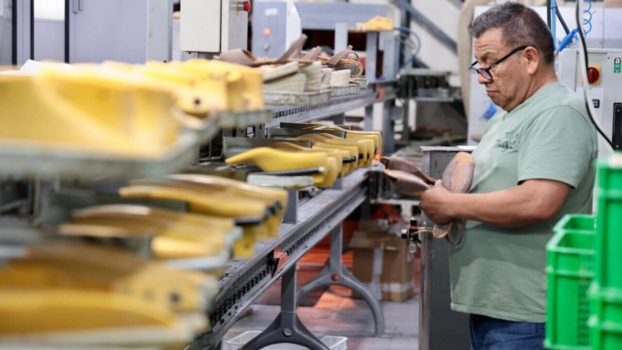 El paro en Baleares baja un 7,8 por ciento y se sit&uacute;a por debajo de los 25.000 desempleados