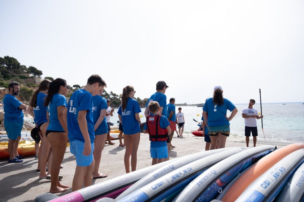 Participantes en el Blue Marina Day en Puerto Portals con actividades acu&aacute;ticas
