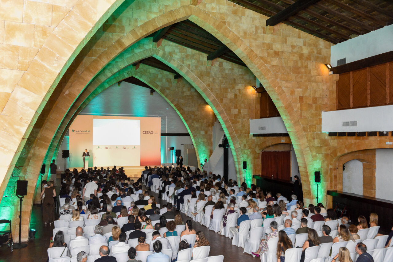 Ceremonia de graduación de la primera promoción de enfermería en CESAG y Quirónsalud