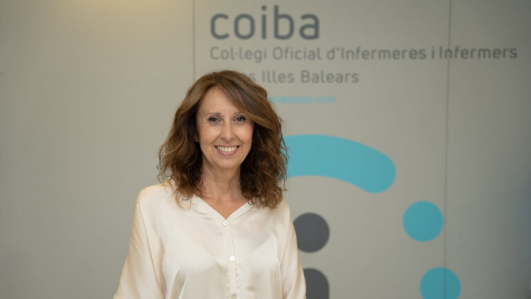 Retrato de Maria Jos&eacute; Sastre en el Colegio Oficial de Enfermeras de Baleares