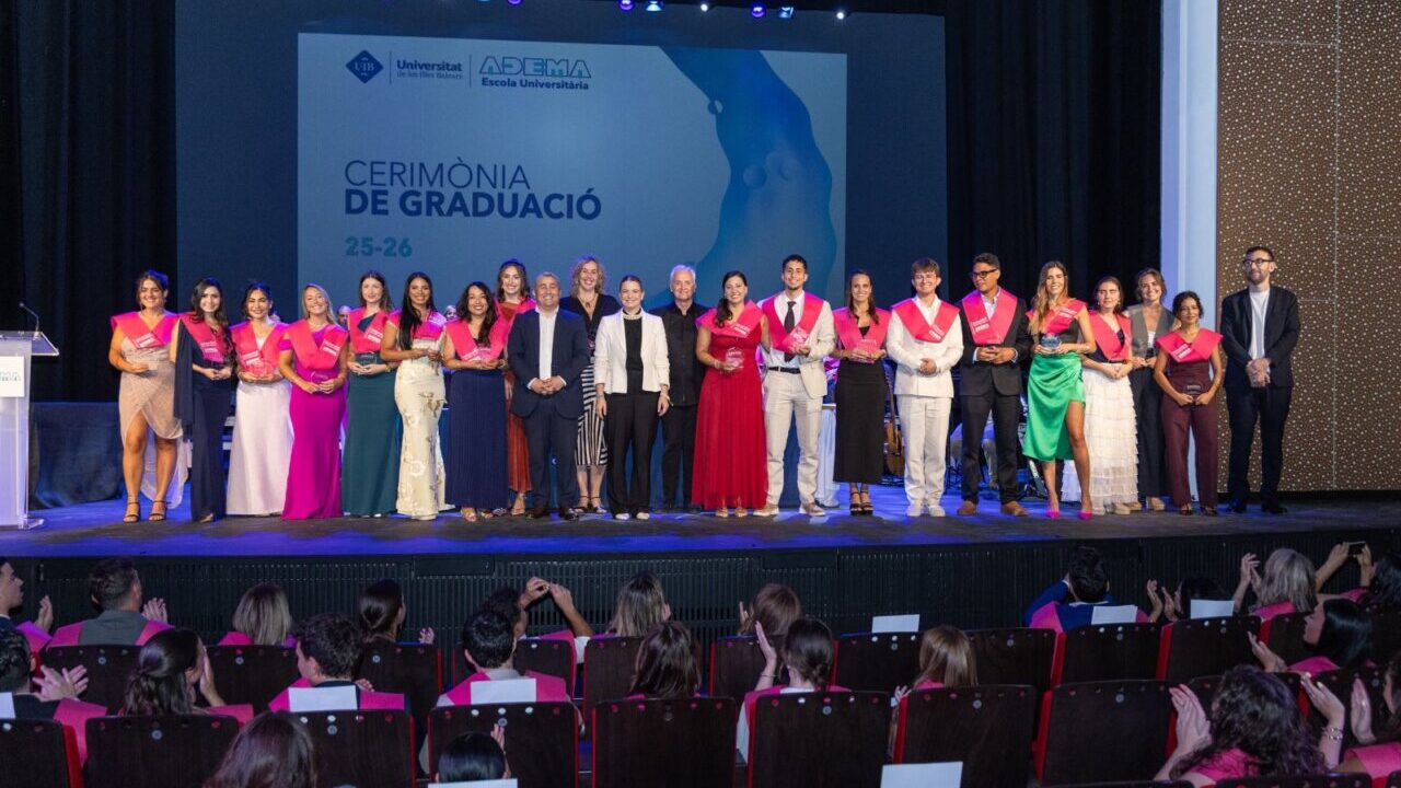 Ceremonia de graduación de odontólogos y nutricionistas en ADEMA