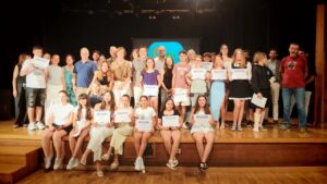 Calvi&agrave; clausura el Consejo de la Infancia y la Adolescencia del curso 2025-2026