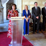 Carmen Planas en la Mesa de Diálogo Social en el Consolat de Mar