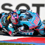David Alonso compitiendo en una carrera de Moto2 en Assen