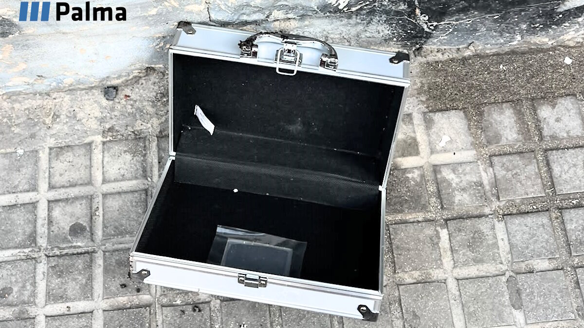 Malet&iacute;n vac&iacute;o encontrado durante una operaci&oacute;n policial en Palma.