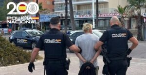 Detenci&oacute;n de un hombre por amenazar a turistas con un cuchillo en Palma
