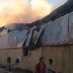 Un incendio calcina una nave en el pol&iacute;gono de Binissalem