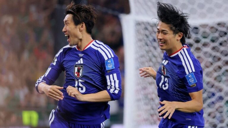 Jugadores de Japón celebrando un gol en el Mundial 2026