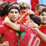 Jugadores de Marruecos celebrando un gol en un partido de fútbol