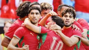 Jugadores de Marruecos celebrando un gol en un partido de f&uacute;tbol
