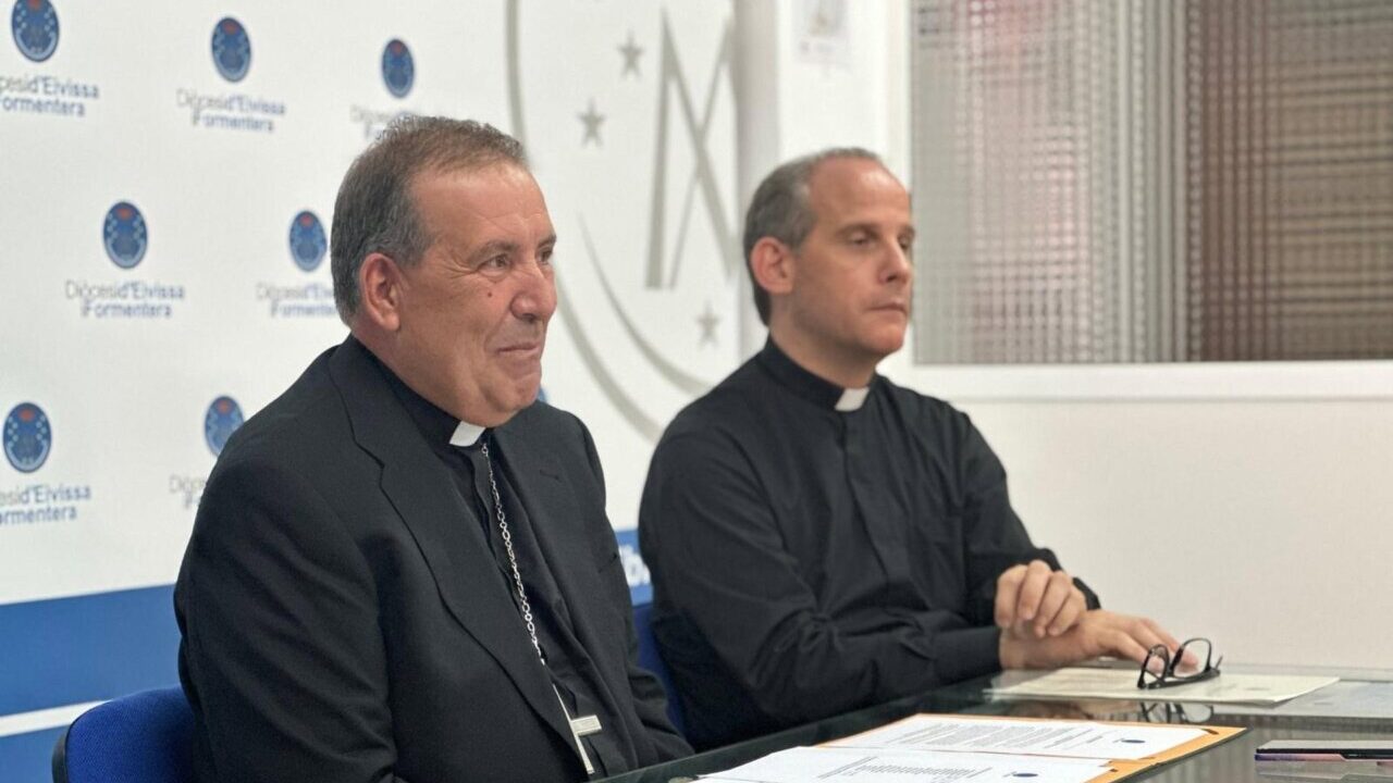 El Papa aprueba la beatificaci&oacute;n de sacerdotes ibicencos en rueda de prensa