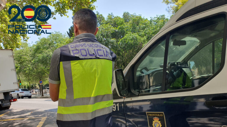 La Policía detiene al responsable de un restaurante de Palma por tener trabajadores sin papeles