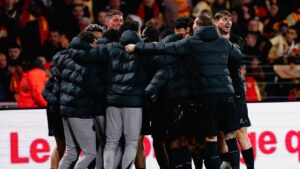 Jugadores del PSG celebrando su victoria en la Ligue 1 2026