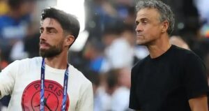 Rafel Pol y Luis Enrique en la final de la Champions 2026