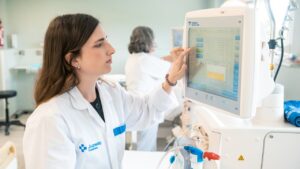 Juaneda y Fresenius llevan la última tecnología en diálisis a los pacientes renales de Mallorca