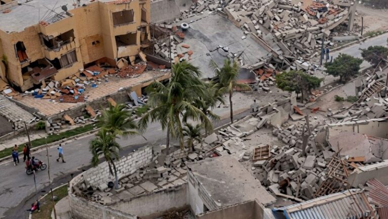 Dos terremotos sacuden Venezuela y dejan al menos 164 muertos y un millar de heridos