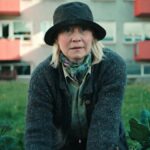 La actriz danesa Trine Dyrholm en un entorno natural